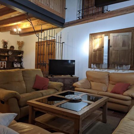 Casa Rural El Arroyo Miguelanez Exterior foto